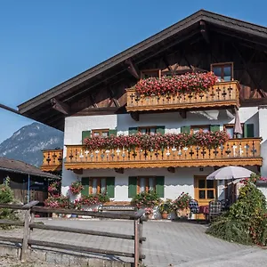 Zugspitze Apartment