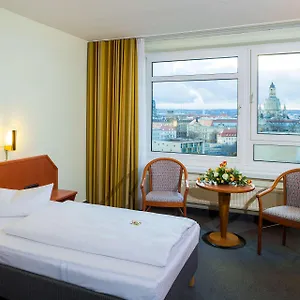 Am Terrassenufer 4* Drážďany